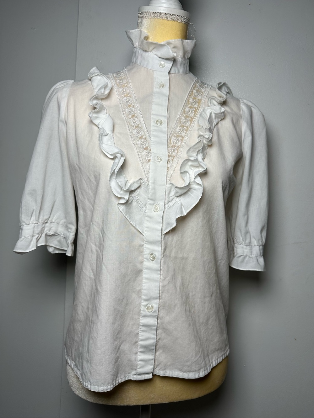 Vintage Betty Barclay Romantic Ruffle Blouse - Size 36 (S/M)